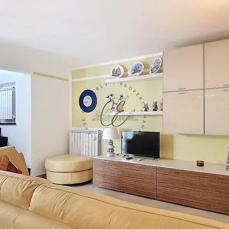 House Appartamento Arenzano